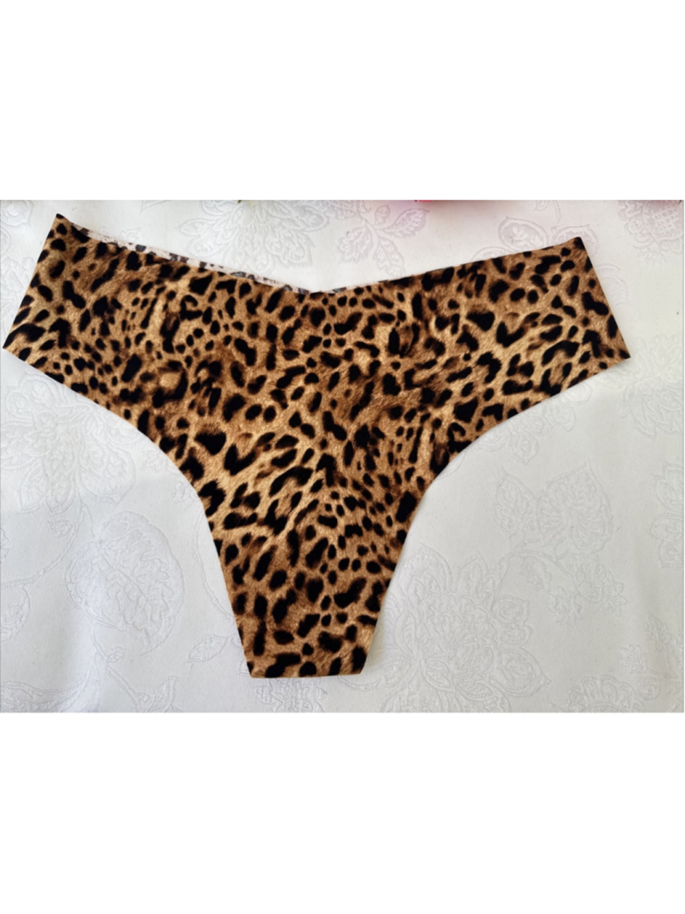 VICTORIA'S SECRET XL BLACK BROWN ANIMAL PRINT SEAMLESS THONG STRING PANTIES NWT